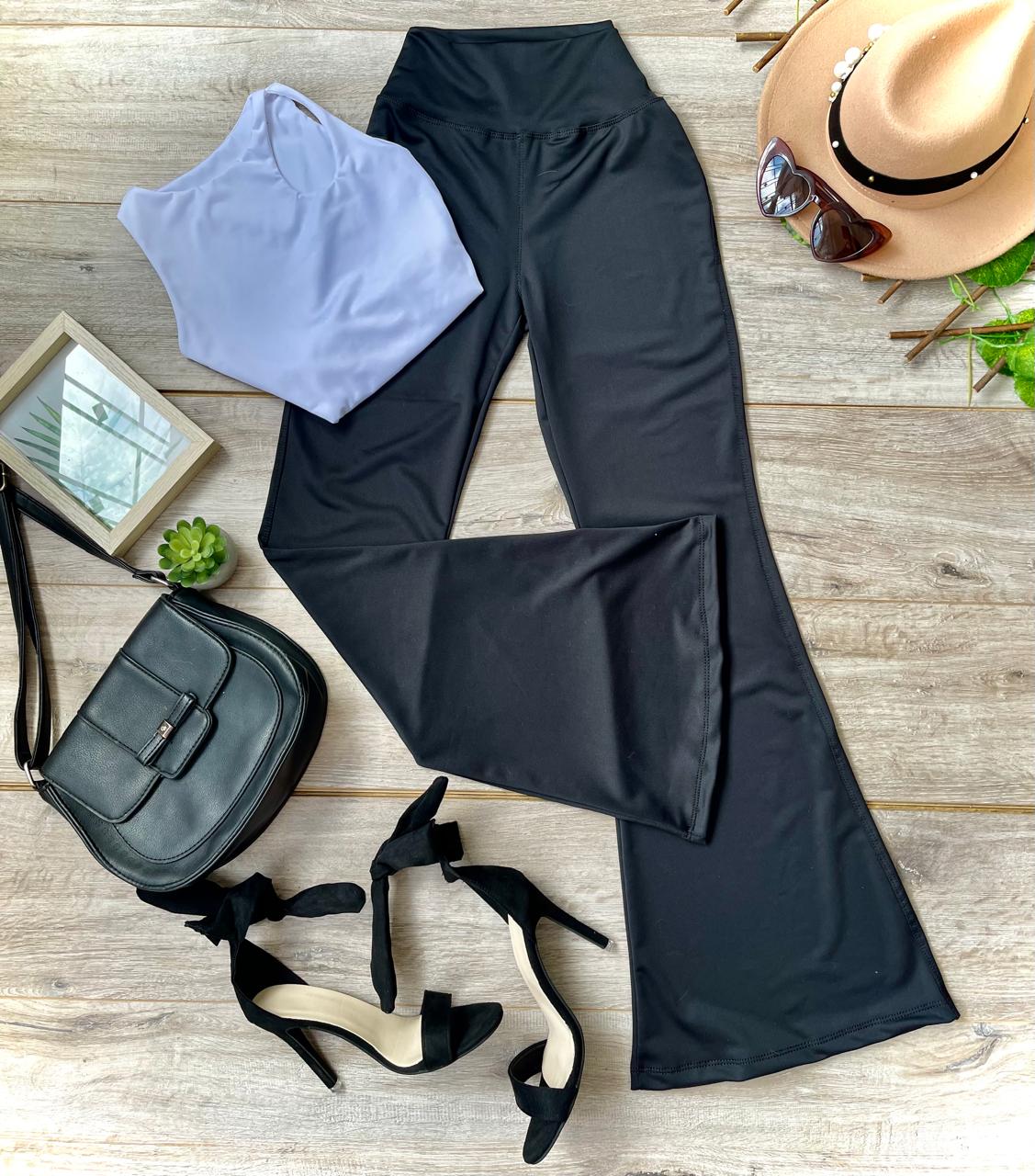 Conjunto pantalón bota ancha Negro y blusa básica